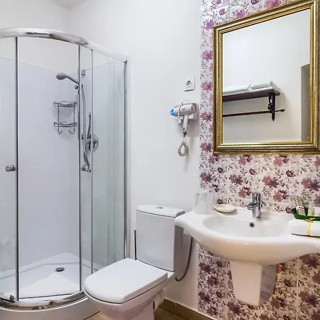 Taschler Haus Affittacamere 3*