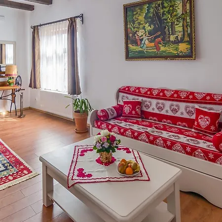 Taschler Haus Affittacamere 3*